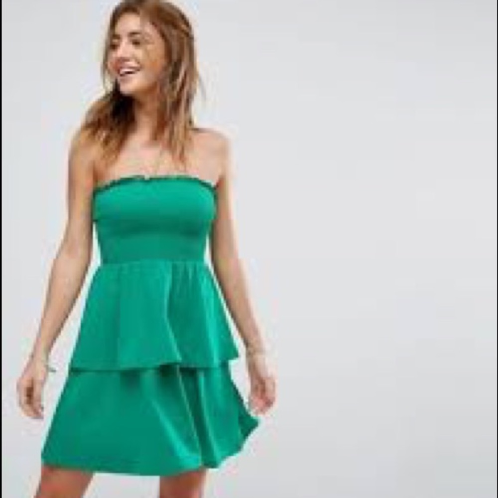BRAND NEW SZ14 Bandeau Shirred Mini Sundress